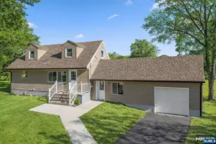 77 Huemmer Terrace, Clifton, NJ 07013 - Photo 2