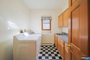 19 Dave Espie Way, Wayne, NJ 07470 - Photo 24