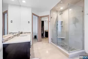 17 Brentwood Dr, North Caldwell, NJ 07006 - Photo 26
