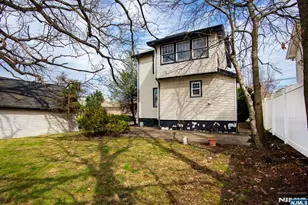 960 Maple, Ridgefield, NJ 07657 - Photo 6