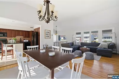 11 Willow Terrace, Verona, NJ 07044 - Photo 6