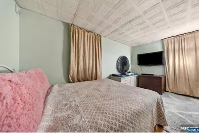 409 Hamilton Street, Harrison, NJ 07029 - Photo 30