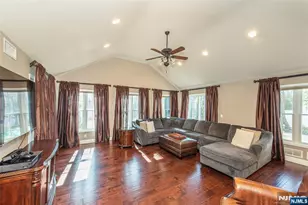 18 Stonycroft Rd, Wayne, NJ 07470 - Photo 14