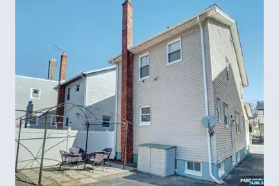331 Ellery Avenue, Newark, NJ 07106 - Photo 26