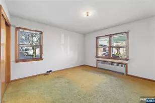 384 Madeline Ave, Garfield, NJ 07026 - Photo 12