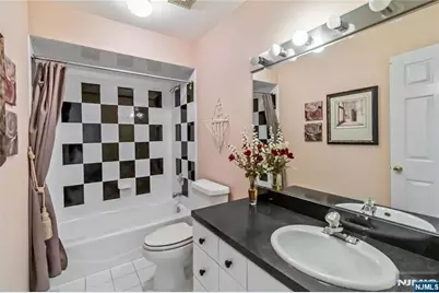 30 Jordan Drive, River Edge, NJ 07661 - Photo 16