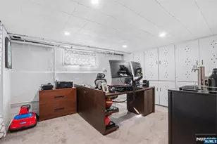 22 Laurel St, Hawthorne, NJ 07506 - Photo 26