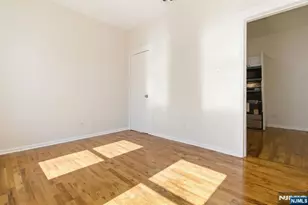 182 Norwood St, Newark, NJ 07106 - Photo 20