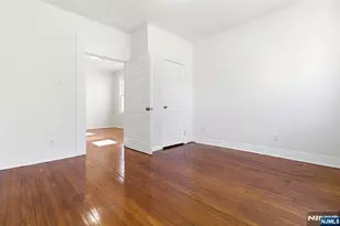 182 Norwood St, Newark, NJ 07106 - Photo 22