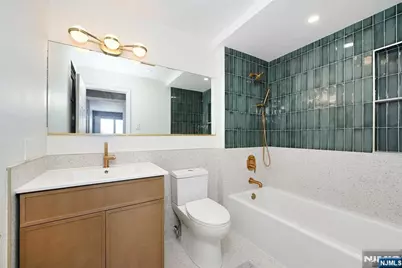 41-51 Wilson Avenue D6 #D6, Newark, NJ 07105 - Photo 18