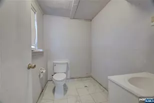 27 Old Short Hills Rd, West Orange Township, NJ 07052 - Photo 30