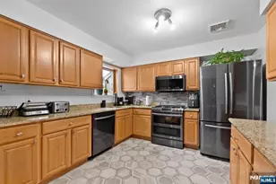 34 Seminole Ave, Oakland, NJ 07436 - Photo 8