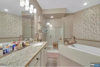 1107 Wickham Terrace 374 #374, Clifton, NJ 07013 - Photo 16