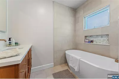 50 Beech Street, Nutley, NJ 07110 - Photo 32