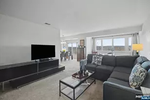 218 Indian Hollow Court, Mahwah, NJ 07430 - Photo 10