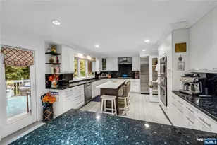 305 Westwind Ct, Norwood, NJ 07648 - Photo 10