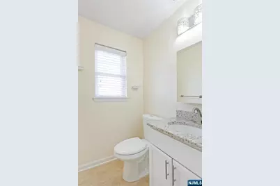 902 Spruce Street, Roselle, NJ 07203 - Photo 10