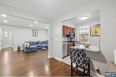 8300 Boulevard East 4G #4G, North Bergen, NJ 07047 - Photo 4
