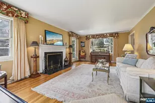 185 Beechwood Rd, Ridgewood, NJ 07450 - Photo 6