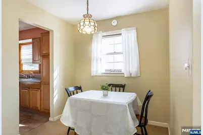 144 Redwood Avenue, Wayne, NJ 07470 - Photo 6