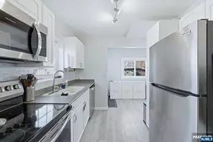 33 Beechwood Ave, Bogota, NJ 07603 - Photo 14