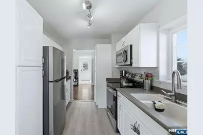 33 Beechwood Avenue, Bogota, NJ 07603 - Photo 12
