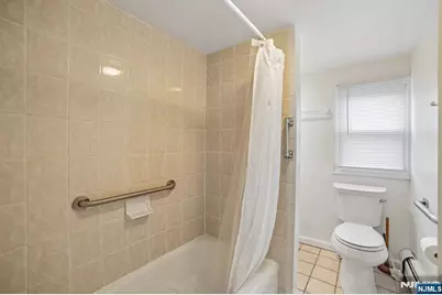 28 E Liberty Avenue, Hillsdale, NJ 07642 - Photo 18