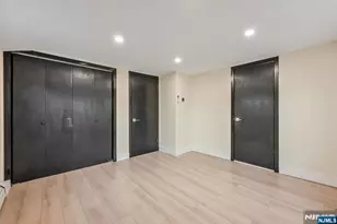 136 Palsa Ave, Elmwood Park, NJ 07407 - Photo 14