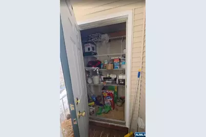 458 Cambridge Drive, Butler, NJ 07405 - Photo 4