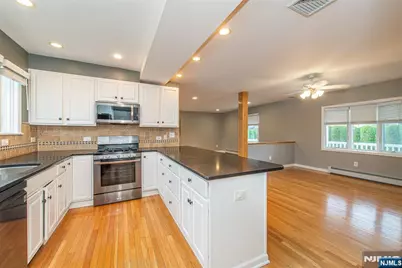 75 Grove Street, Clifton, NJ 07013 - Photo 10