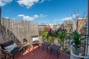 352 7th Street 6, Jersey City, NJ 07302 - Photo 2