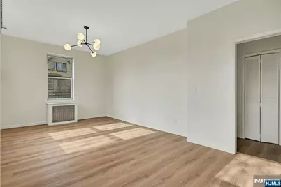 7505 Palisade Avenue 201 #201, North Bergen, NJ 07047 - Photo 8