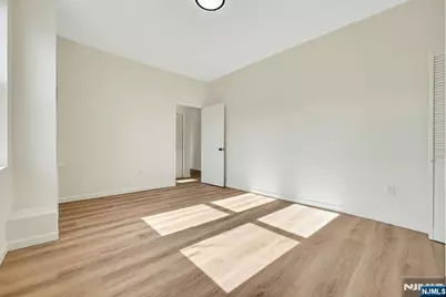 7505 Palisade Avenue 201 #201, North Bergen, NJ 07047 - Photo 10