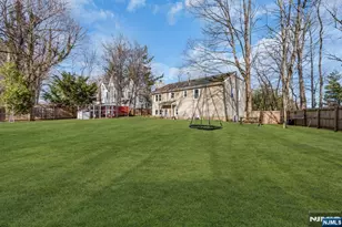 6 Whites Ln, Waldwick, NJ 07463 - Photo 32