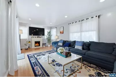 39 Voorhees Street, Teaneck Township, NJ 07666 - Photo 14