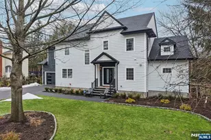 109 Arbor Dr, Ho Ho Kus, NJ 07423 - Photo 2