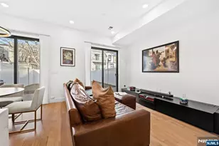 34 Manhattan Ave 2, Jersey City, NJ 07307 - Photo 14