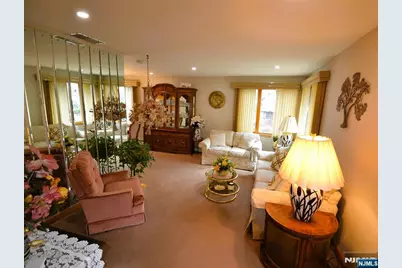 16 Essex Street, Clifton, NJ 07014 - Photo 2