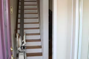 77 Donald Pl, Waldwick, NJ 07463 - Photo 2