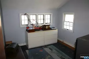 77 Donald Pl, Waldwick, NJ 07463 - Photo 18