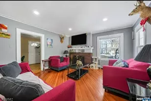 33 Beaumont Pl, Newark, NJ 07104 - Photo 8