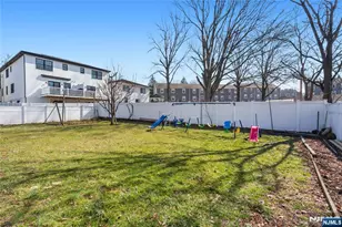 28 Logan Pl, Lodi, NJ 07644 - Photo 4