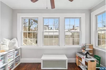 58 Essex Avenue, Maplewood, NJ 07040 - Photo 8