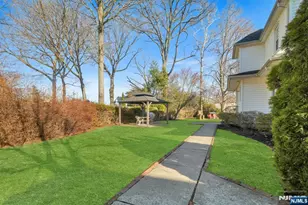 10 Lynn Ct, Rutherford, NJ 07070 - Photo 36