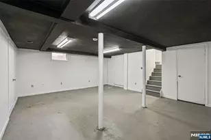 8 Elk Ave, Dover, NJ 07801 - Photo 20