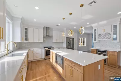 15 Scott Terrace, Clifton, NJ 07013 - Photo 18