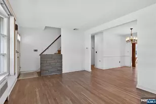 8 Laurel St, Hawthorne, NJ 07506 - Photo 10