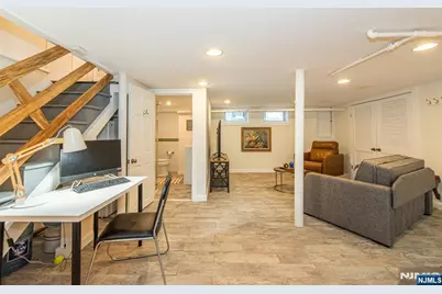14 Northview Avenue, Montclair, NJ 07043 - Photo 32