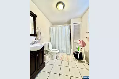 48.5 Wakeman Avenue, Newark, NJ 07104 - Photo 12