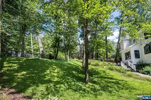 119 Stonebridge Rd, Montclair, NJ 07042 - Photo 48